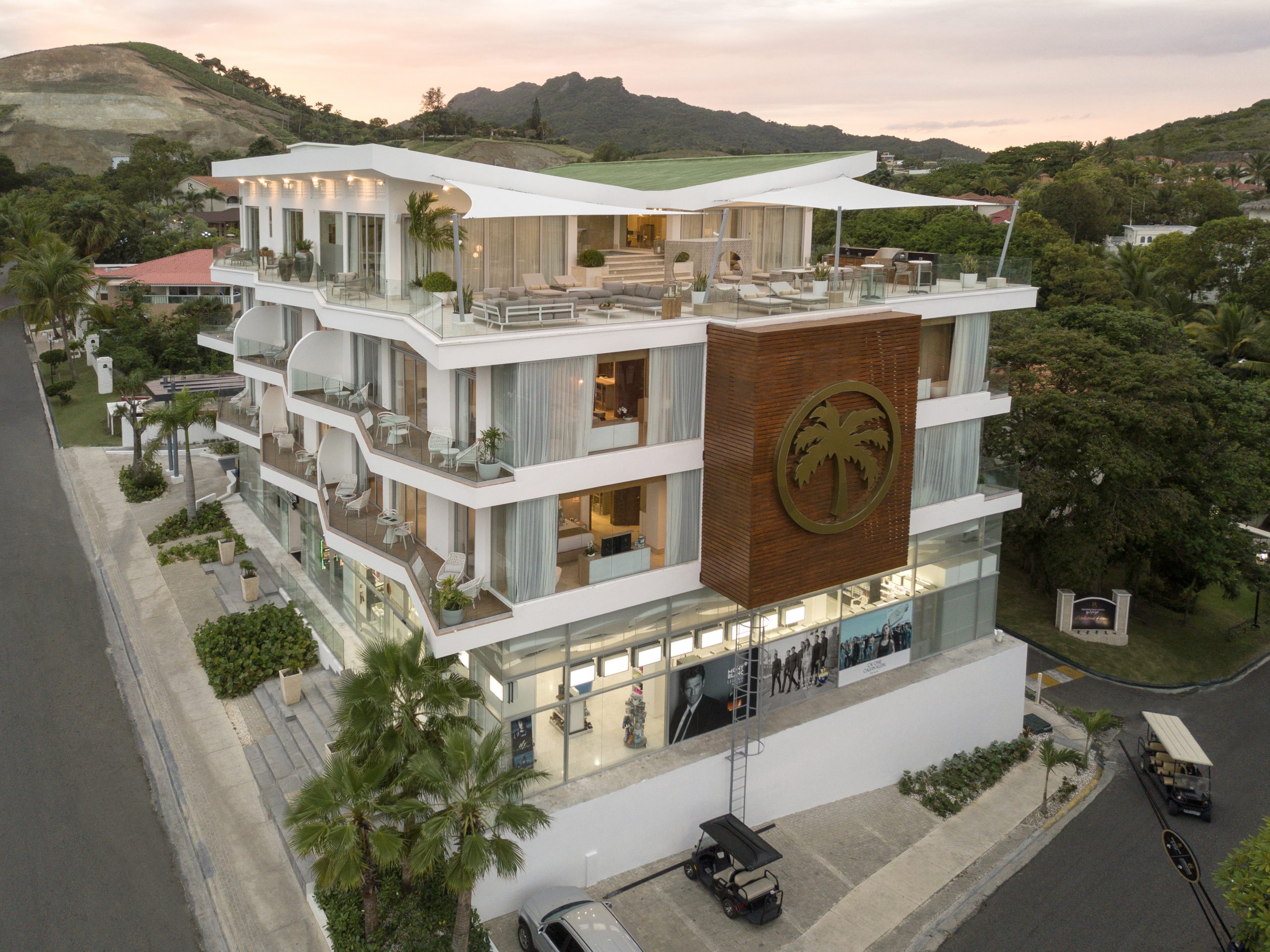 2018-Sunrise-Suites_18-1-scaled