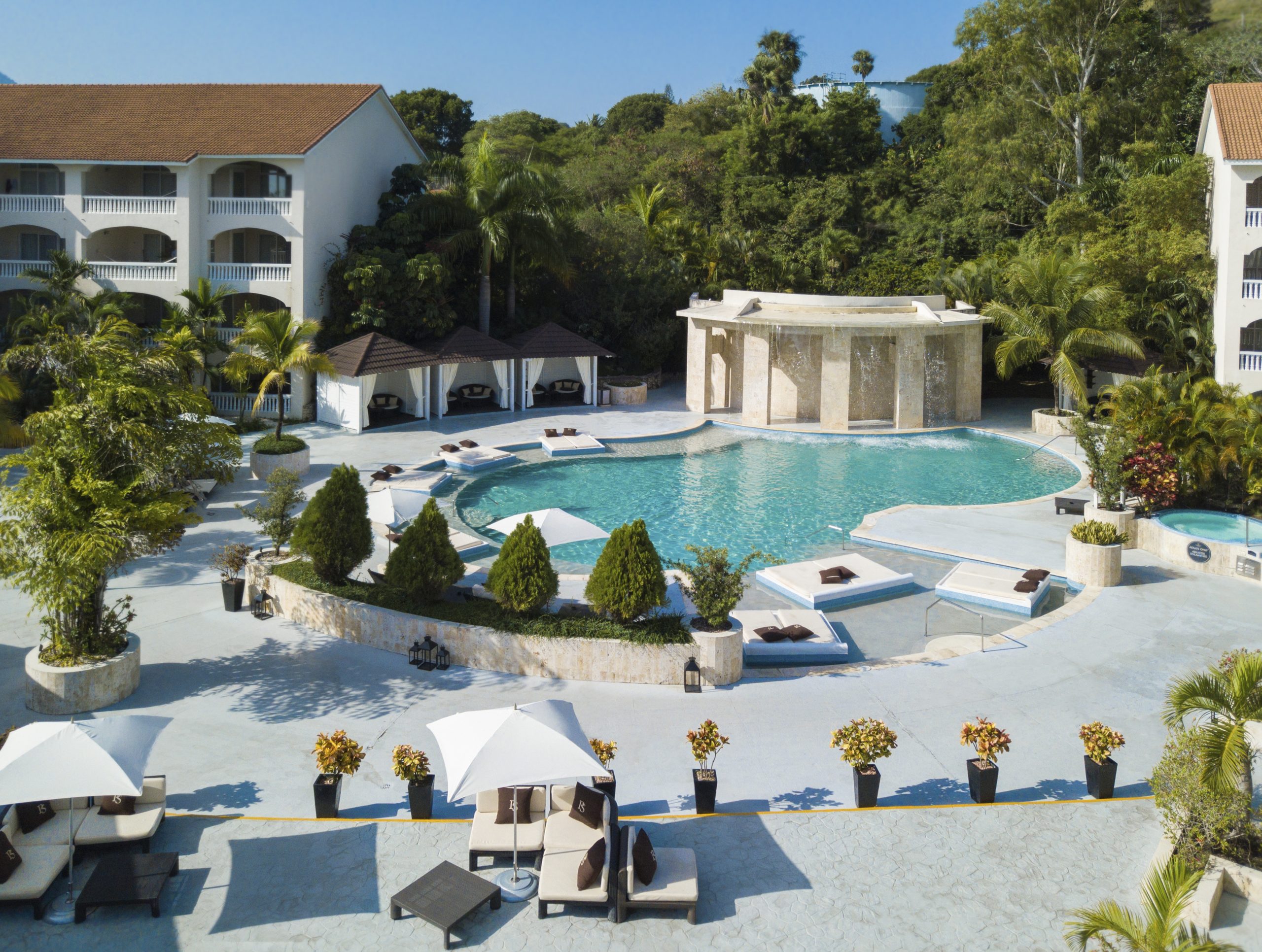 2018_Pres-Suites_2-scaled