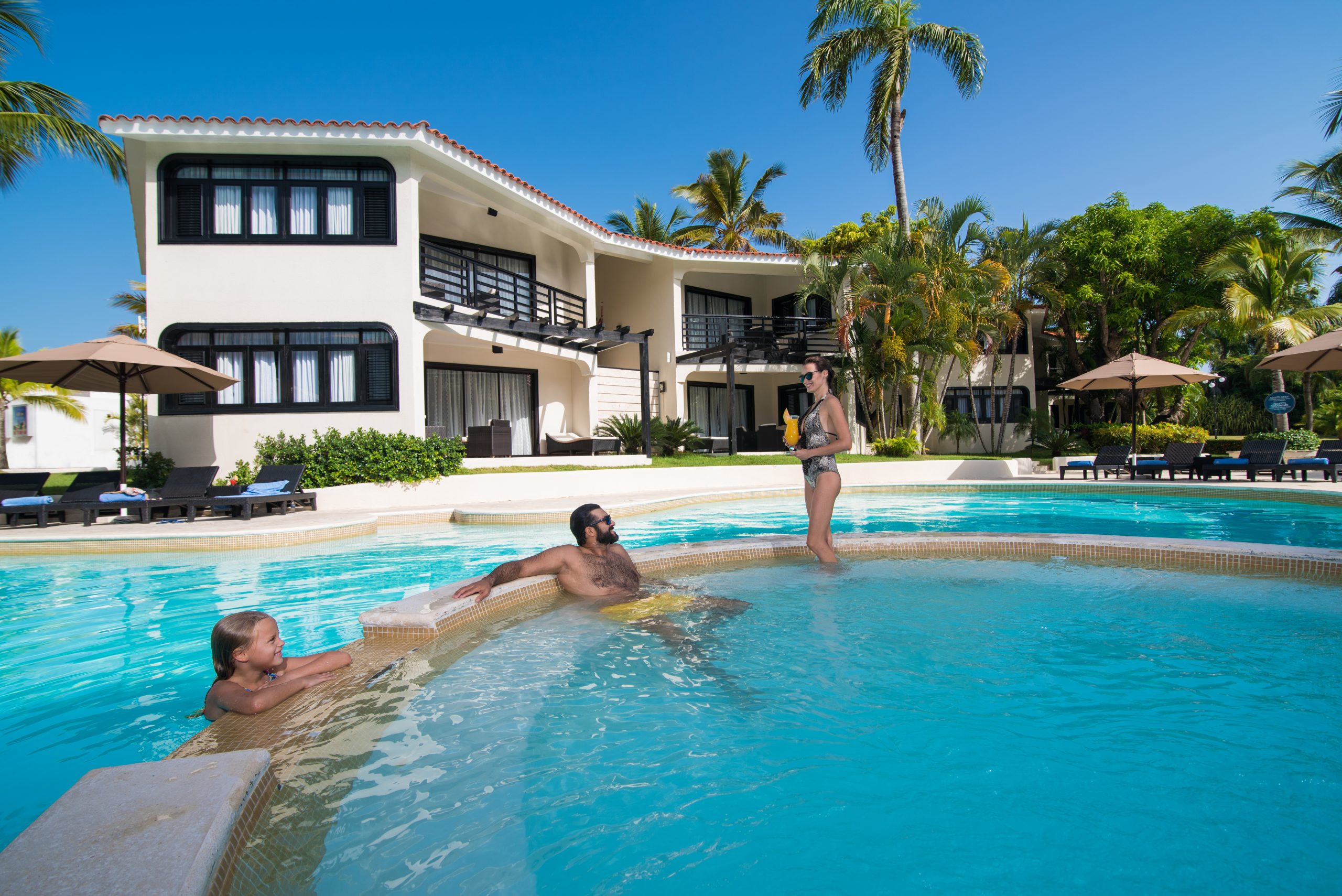 2018_Roayl-Suites_2-1-scaled