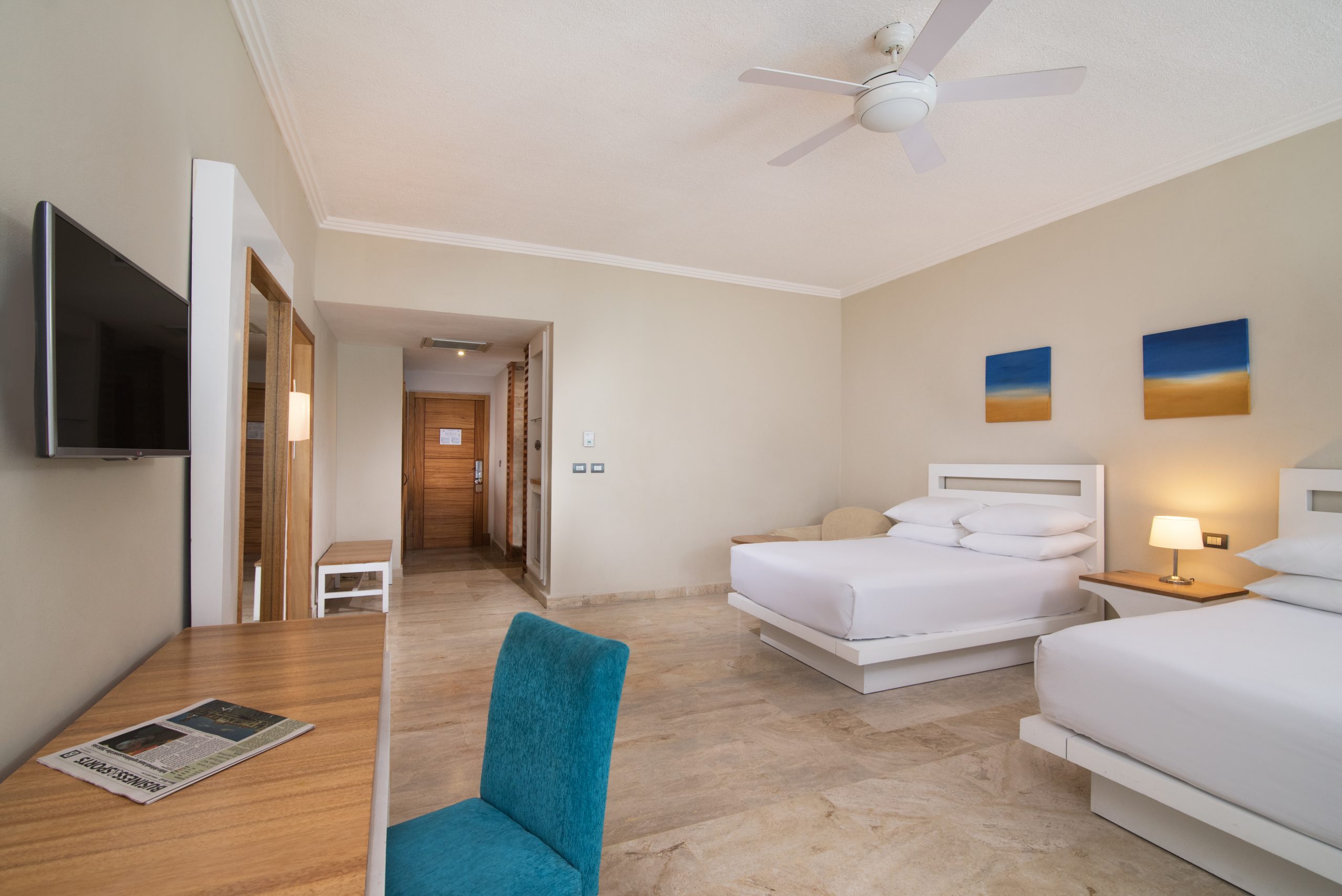 THI_0845-Editar-scaled